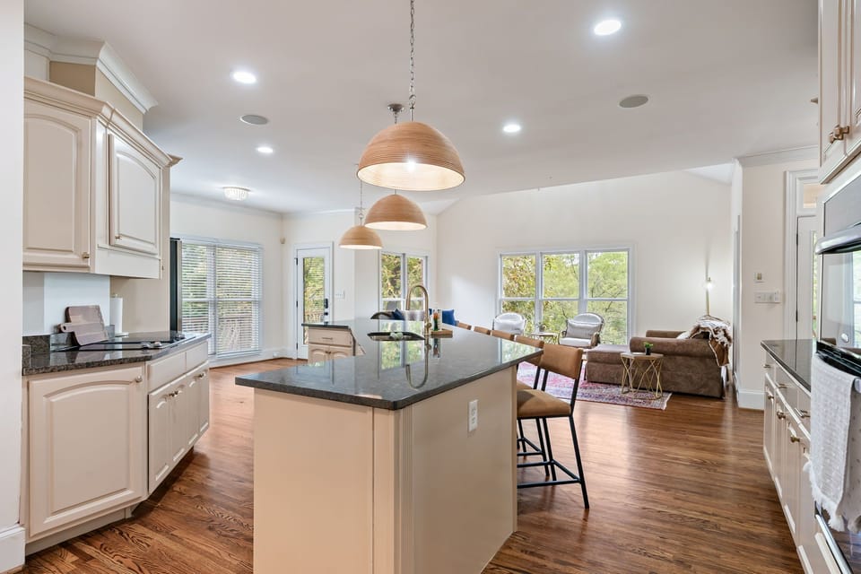 Full Kitchen/ Main Level