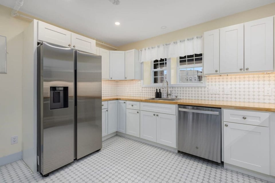 Full sized appliances!