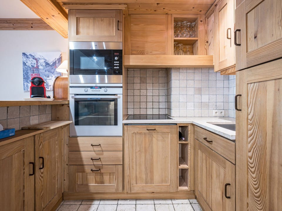 Cozy apartment with direct slope access, parking, and Bellevarde view Apartment in Val dIsere