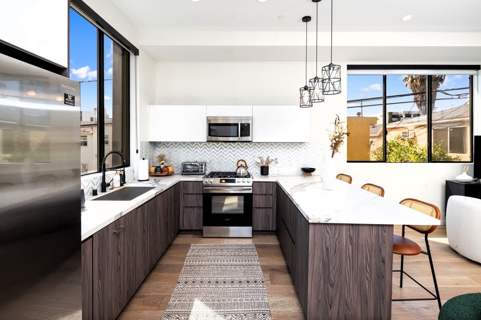 kitchen with all top-of-the-line appliances 