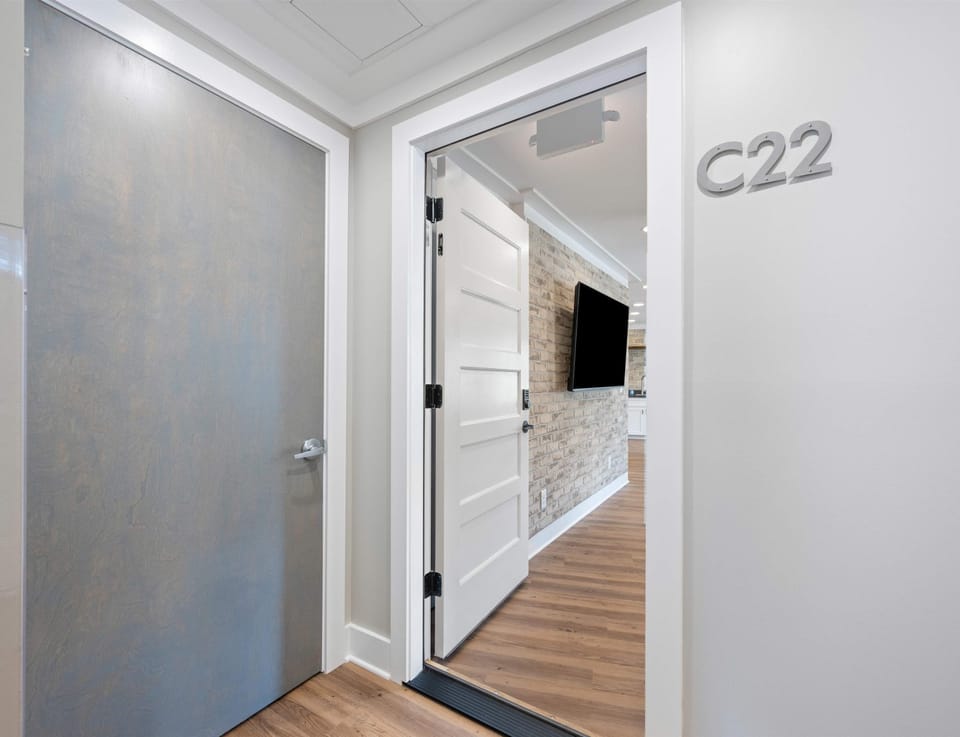 Welcome to Suite C-22, Carters Court Serene Suite!​