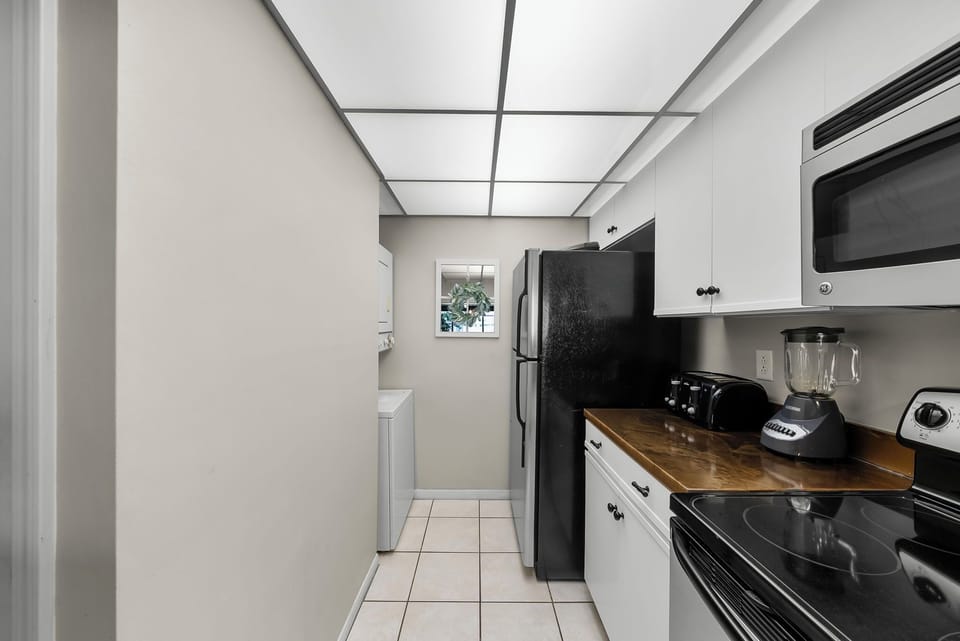 8-web-or-mls-520 N Richard Jackson Blvd 2001-08