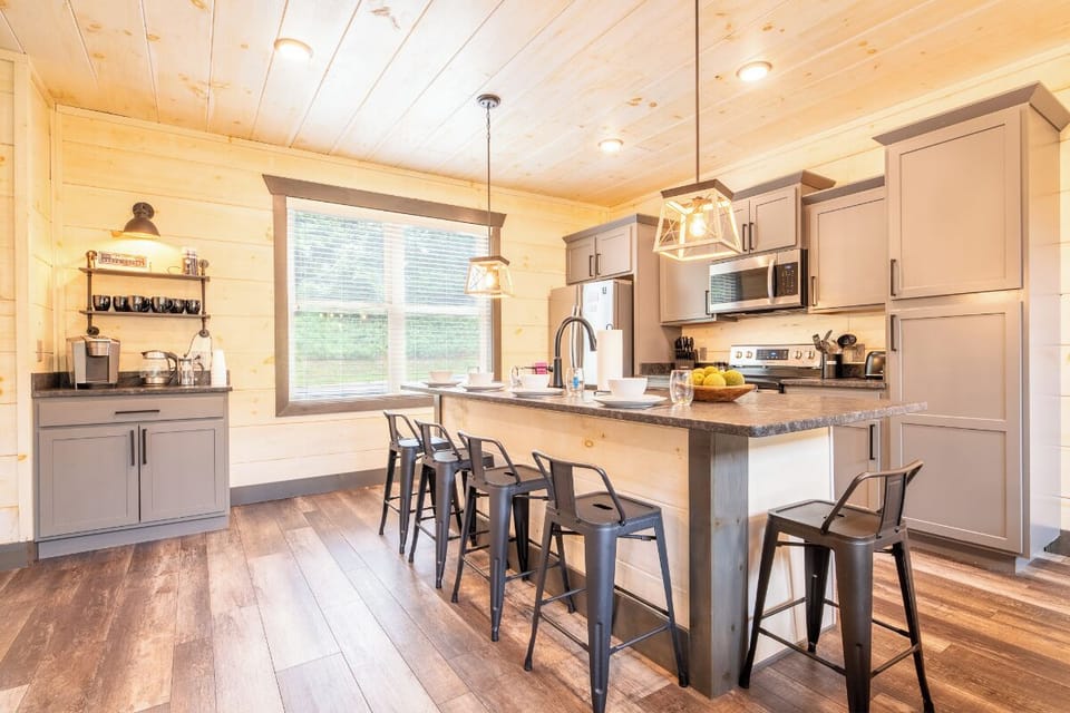Autumn Bear's fully-equipped kitchen