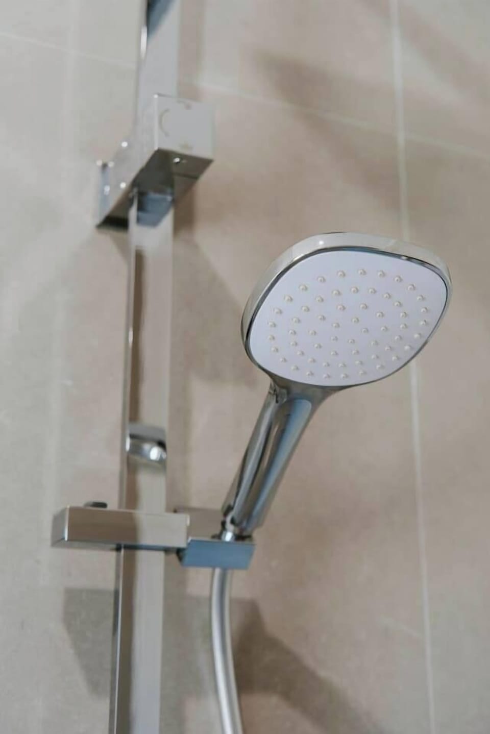 Hand-held showerhead