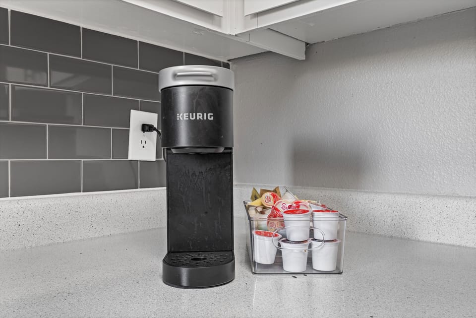 ☕ Coffee maker and Keurig to start your day right.