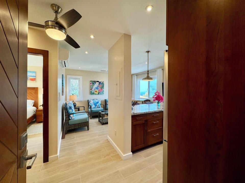 Garden Suite Living Room (5)