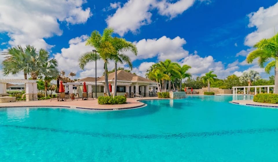 Cabana pool