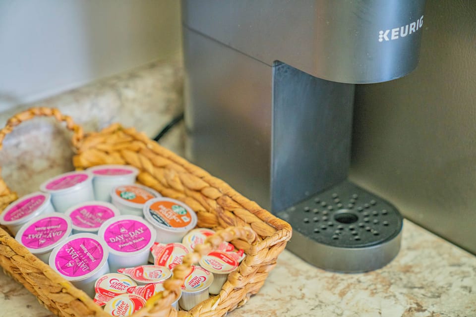 ☕ Coffee maker and Keurig to start your day right.