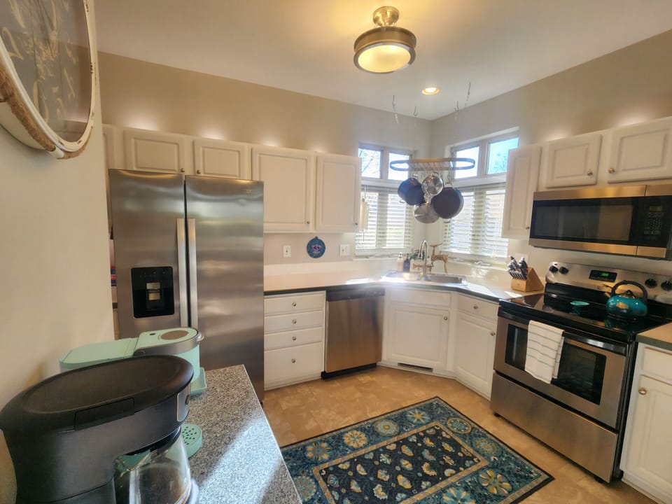 Well-equipped kitchen