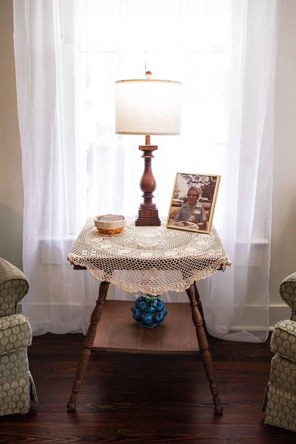 Front window with photo of Mother Allie