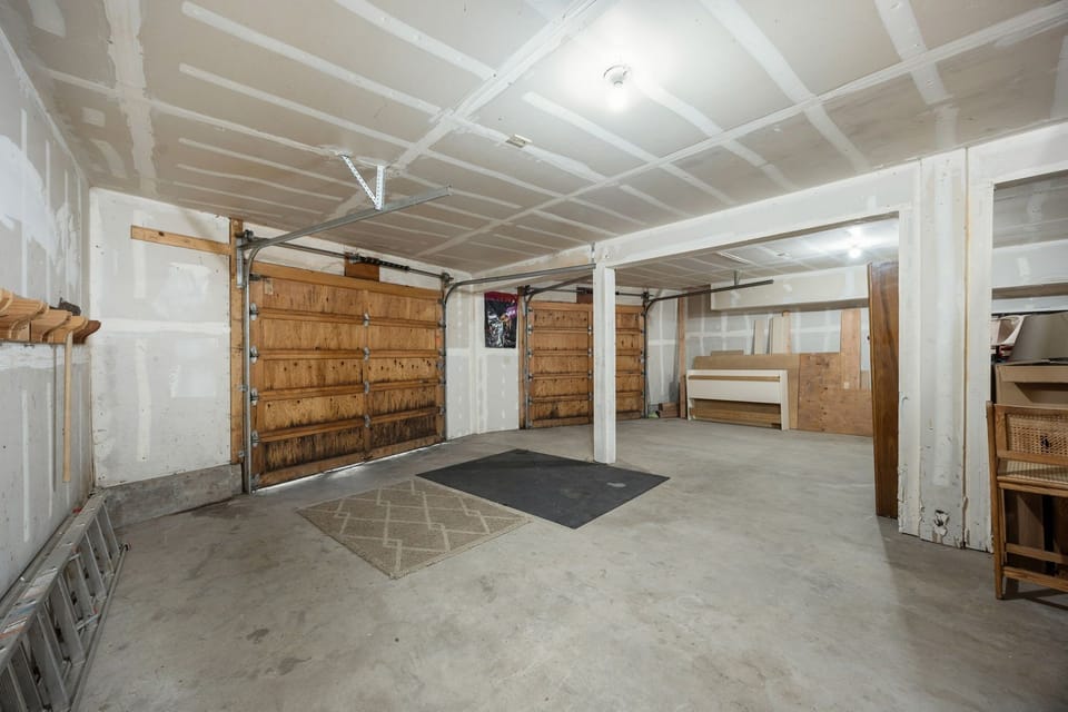 2 car garage