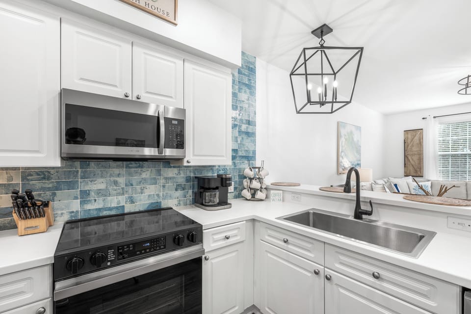 Kitchen Area  |  Main Floor