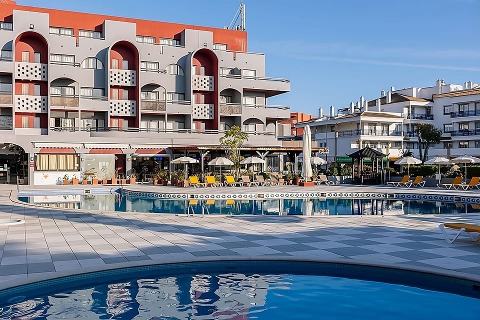 Outdoor swimming pool