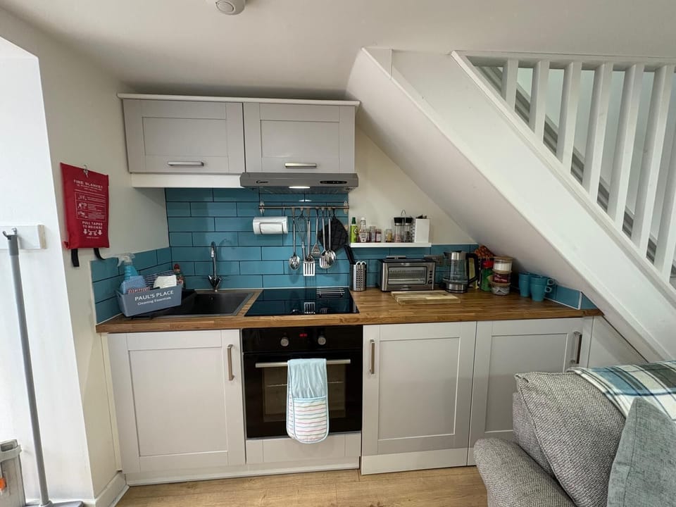 Fully stocked kitchen
