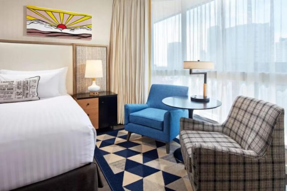 Comfortable unit w/ King size bed