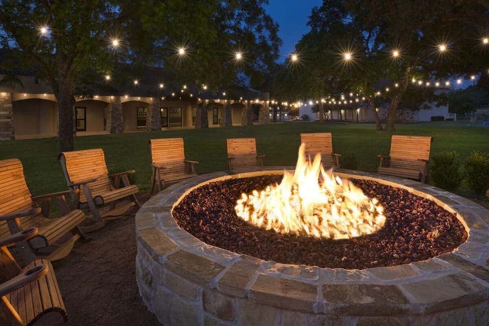 Fire pit