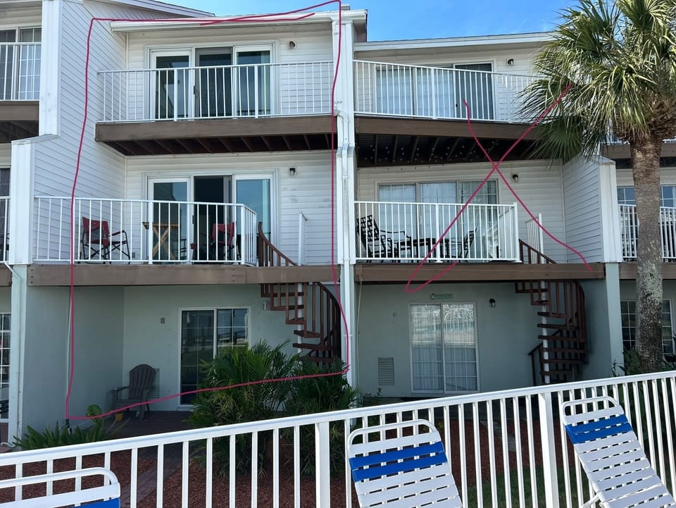C3 is all three levels,Garage,Living Room Kitchen,1st Bedroom,2nd Two Bedrooms