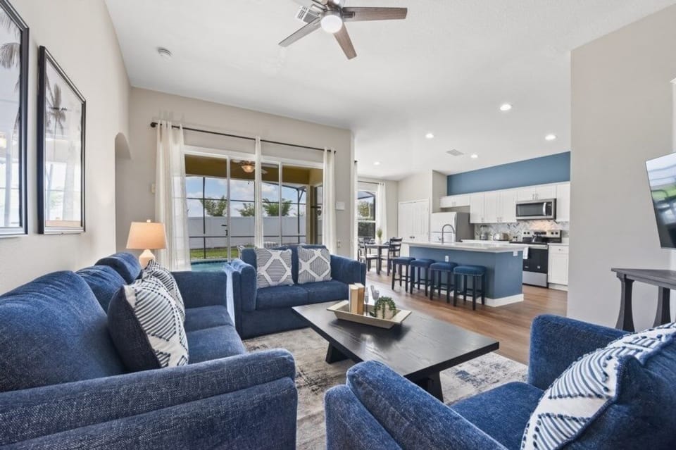 LivingRoom4