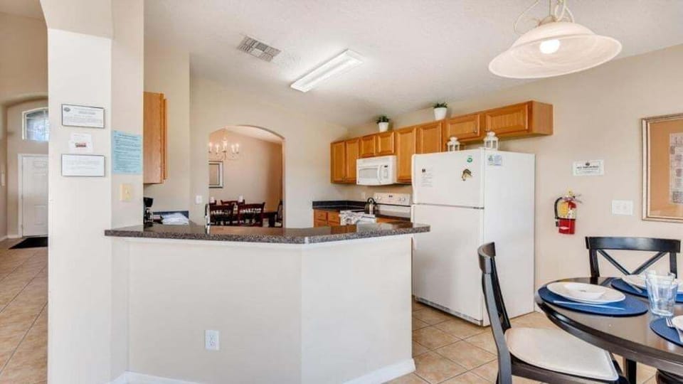 Lamp, Chair, Furniture, Indoors, Kitchen