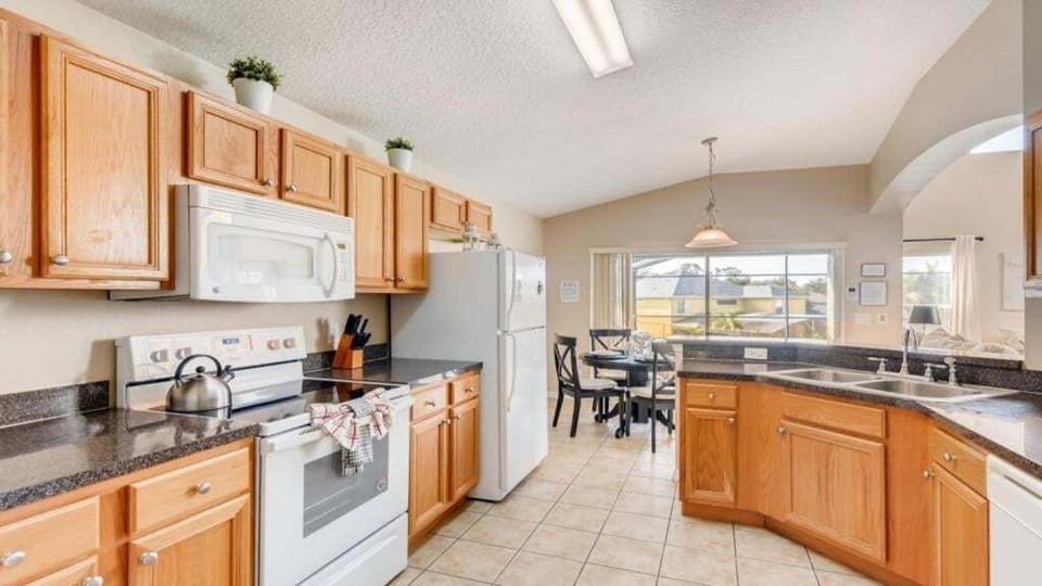 Indoors, Kitchen, Appliance, Microwave, Oven