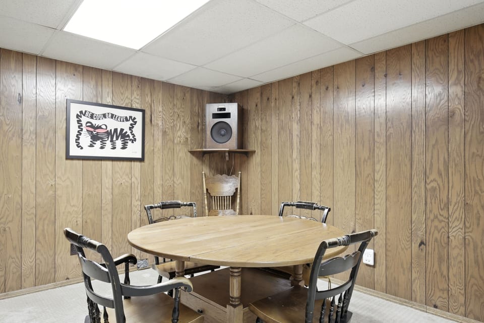 Indoors, Chair, Furniture, Hardwood, Table