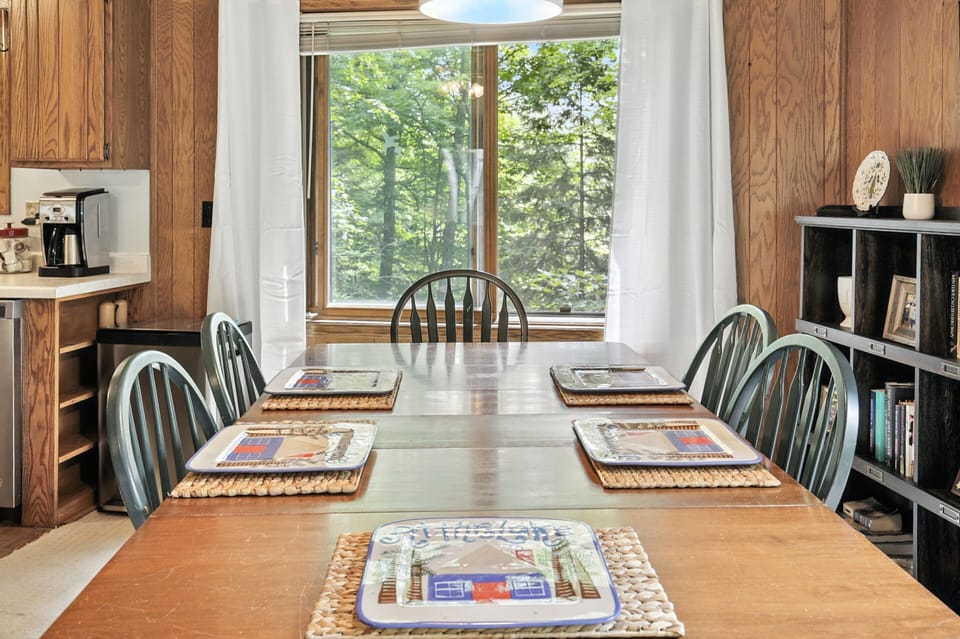 Indoors, Dining Room, Dining Table, Furniture, Table