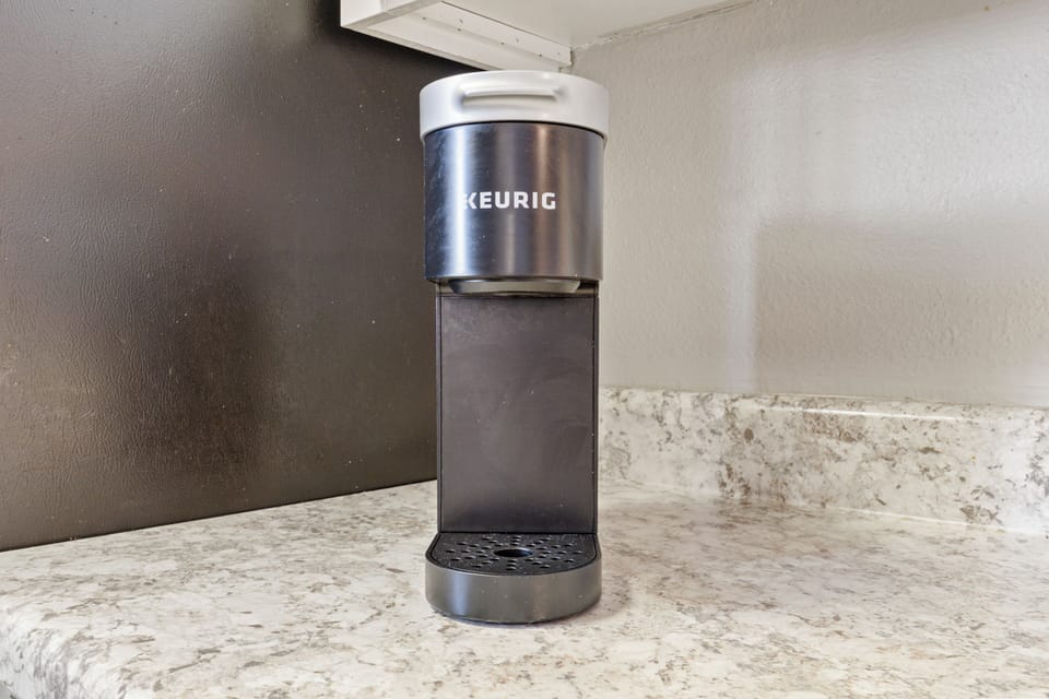 ☕ Keurig to start your day right.