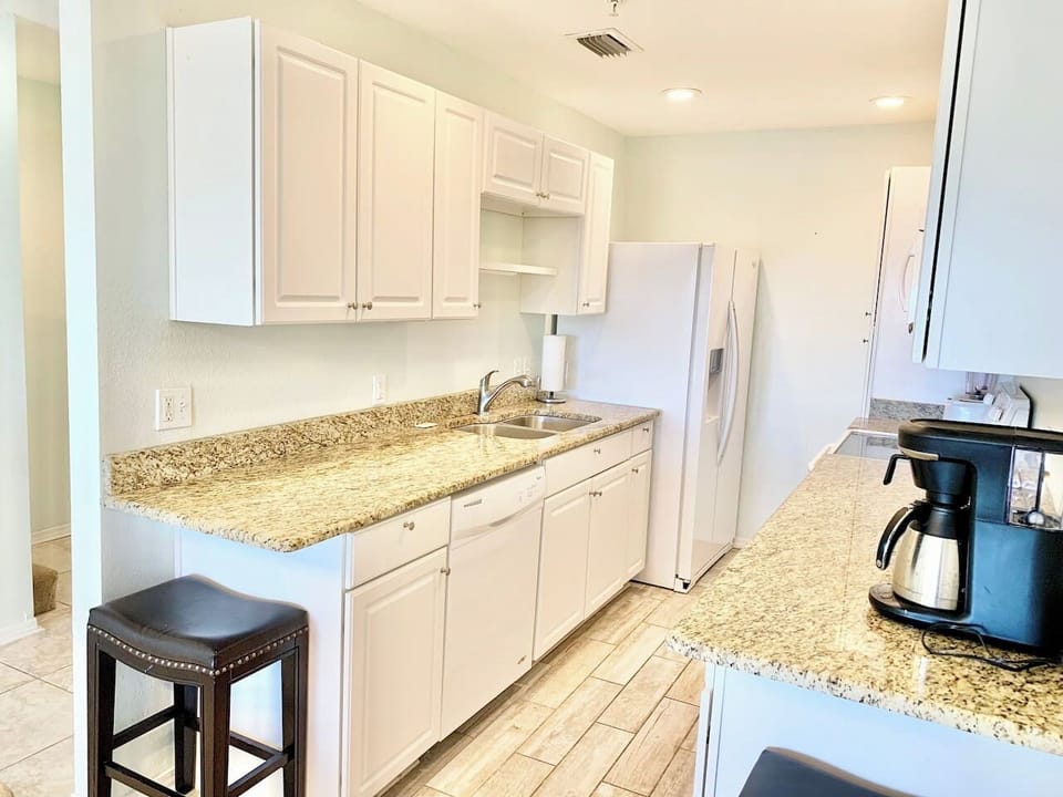 Kitchen, Calm Palm, Innerarity Townhomes, Perdido Key FL (2)