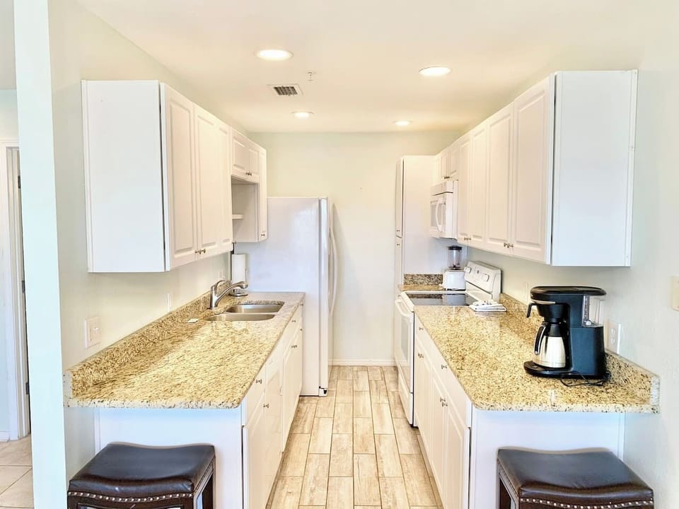Kitchen, Calm Palm, Innerarity Townhomes, Perdido Key FL (1)