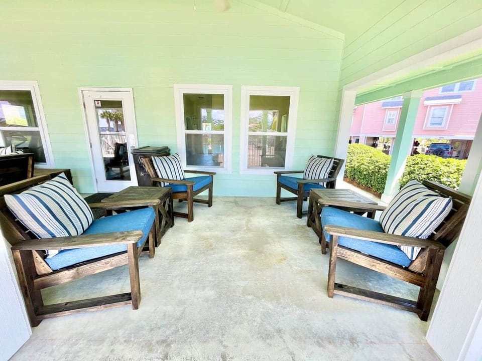 Lounge area next to pool, Paradise Point, Innerarity Townhomes, Perdido Key FL