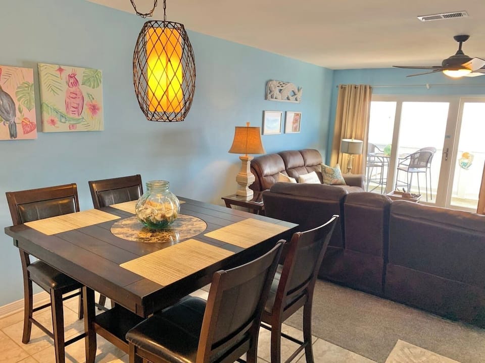 Dining room, Serenita Ora, Innerarity Townhomes, Perdido Key FL (1)