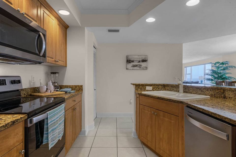 Daytona Beach Vacation Home Pool Oceanfront Hot Tub Airbnb VRBO Booking.com