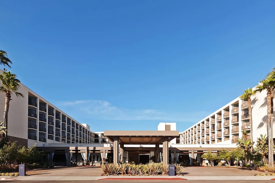 Arrive in style to a bright, resort-like coastal entrance.
