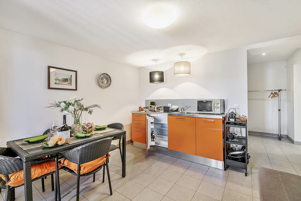 Kitchen and dining area