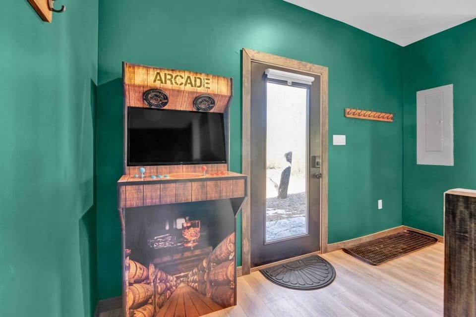 1f4be26d-598a-40f1-bd5d-0b0e57e9131b