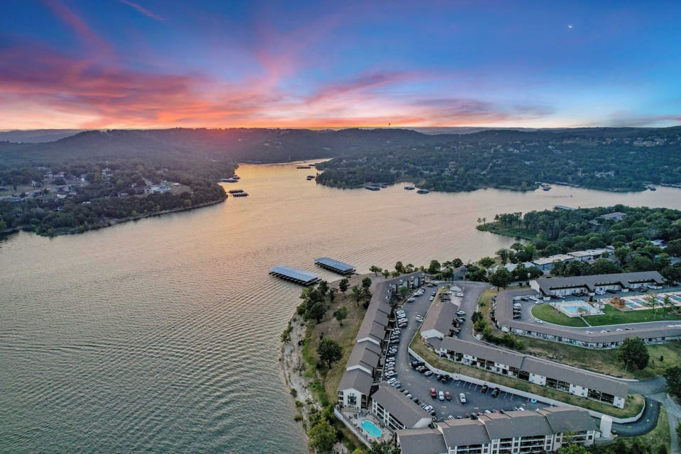 Step out onto the deck for unforgettable sunset views!​