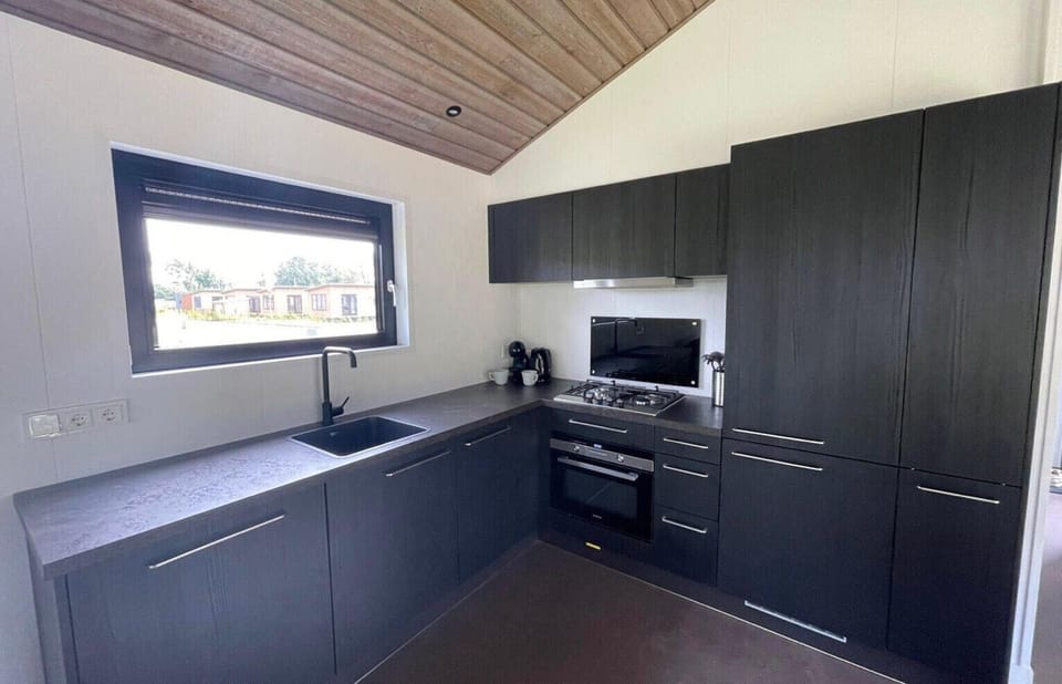 Kitchen of Holiday Park De Zeeuwse Parel - De Parel