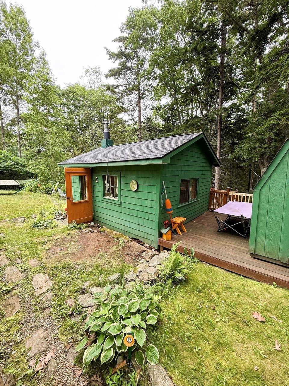 Tiny cabin