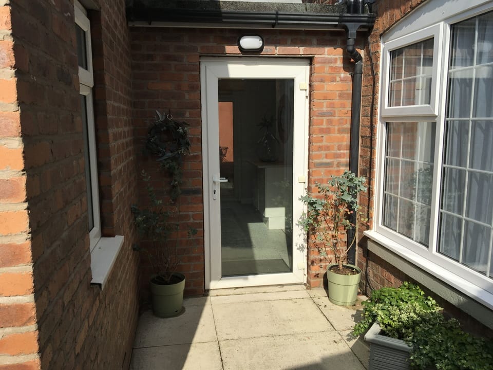 Apartment 2 Entrance