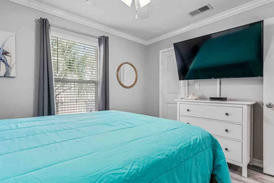 Downstairs Master Bedroom!