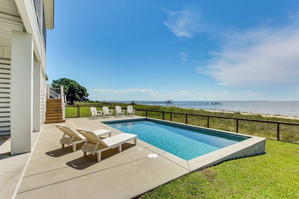 Ocean Springs Vacation Rental | 4BR | 2.5BA | 2,700 Sq Ft | Step-Free Access