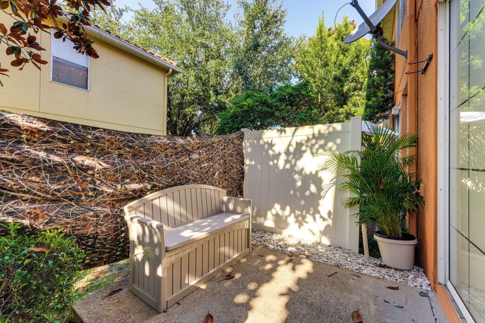 Patio | Bench