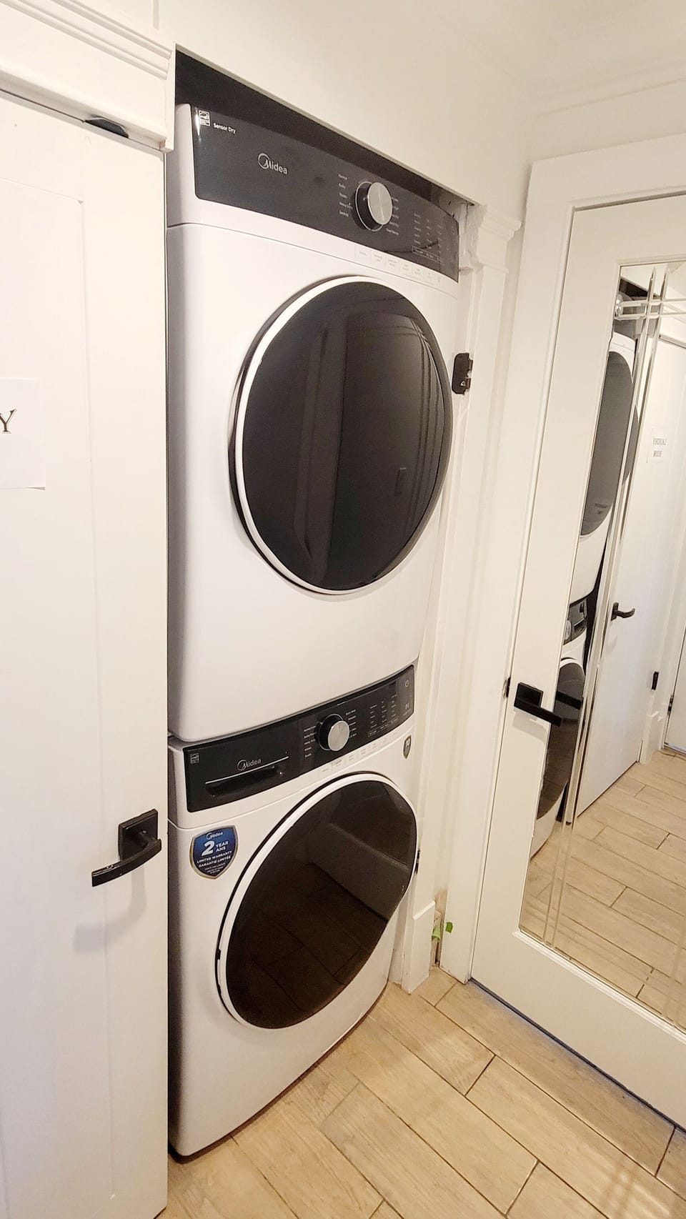 In-suite laundry 