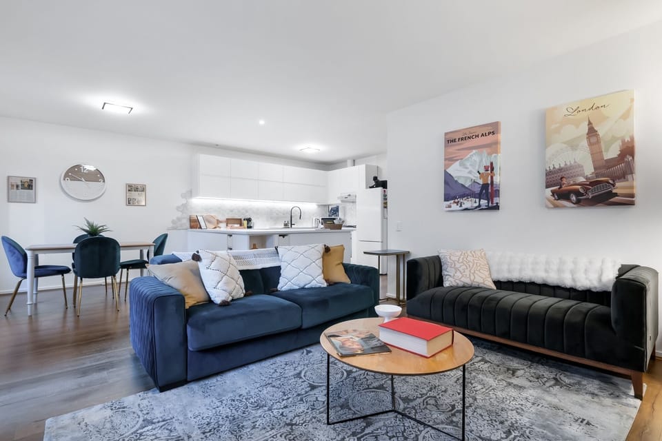Living Area/Dining Area/Kitchen