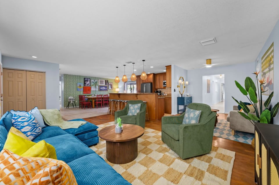 Life's too short for boring getaways! Dive into our delightful den where good times are guaranteed!