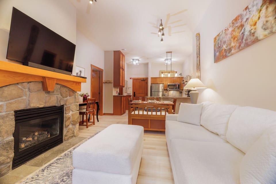 Gas fireplace and Smart TV to unwind