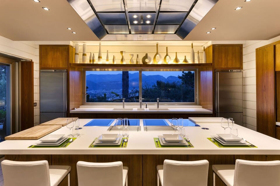 Interior Design, Furniture, Kitchen, Flooring, Ceiling, Wood, Lighting, Light Fixture, Table, Home