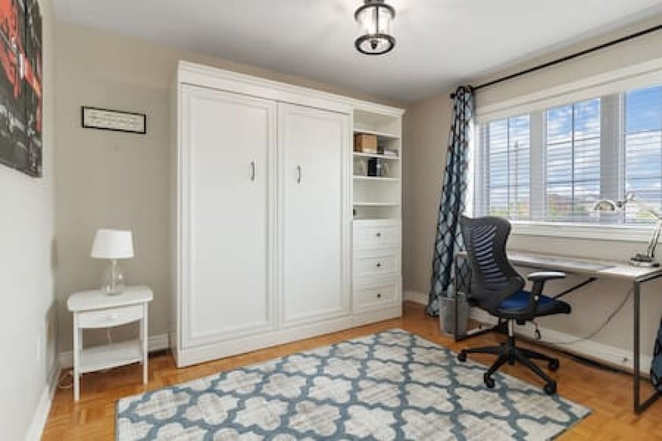 Private Office second level (also Bedroom 4)
