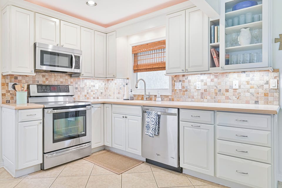 Coral Cove - Fully equipped kitchen