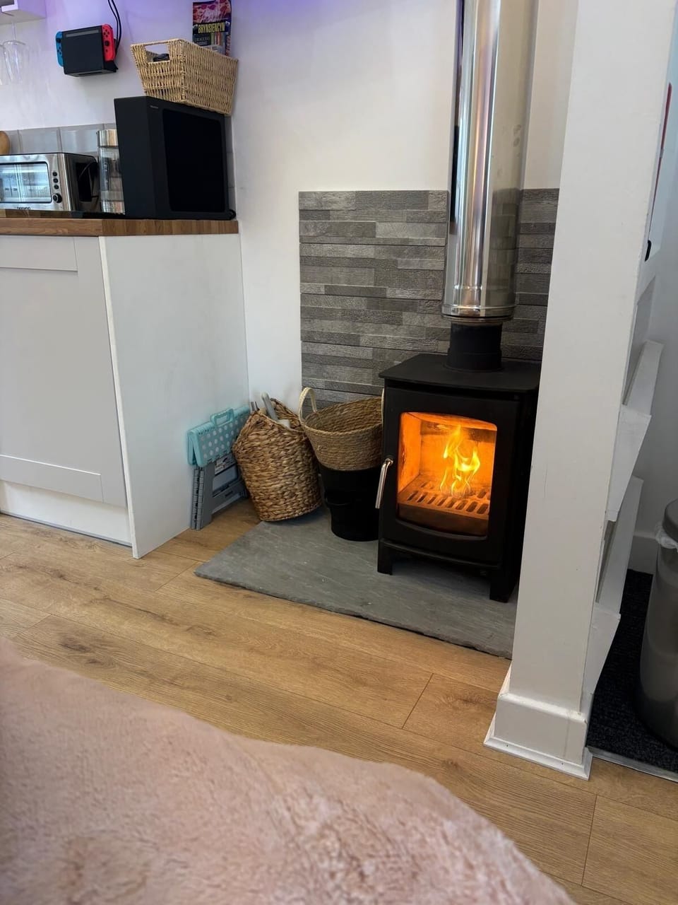 log burner in min room 